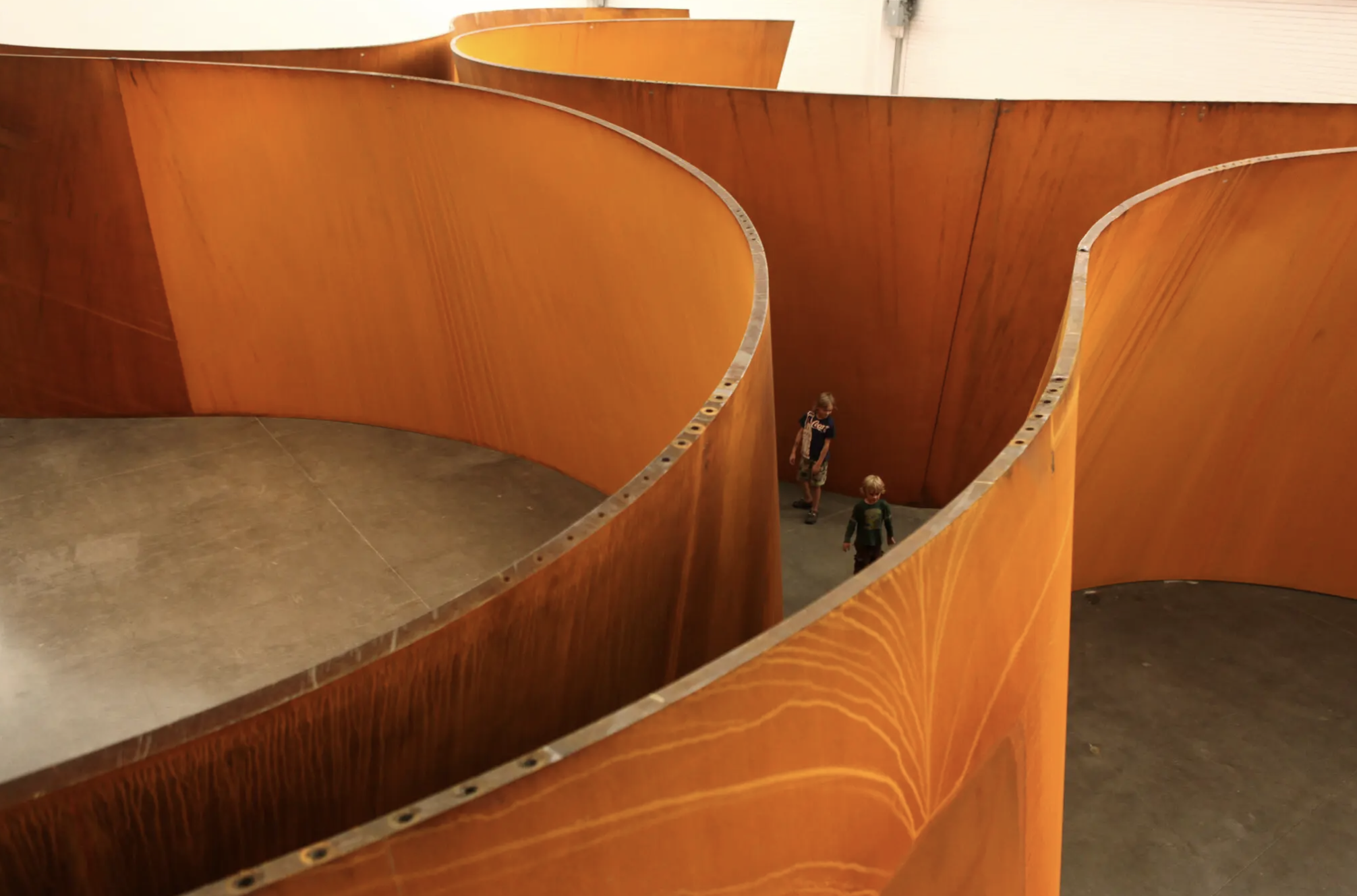 “Junction” at the Gagosian Gallery in New York in 2011 //  Richard Serra/Artists Rights Society (ARS), New York. Photo: Julieta Cervantes for The New York Times